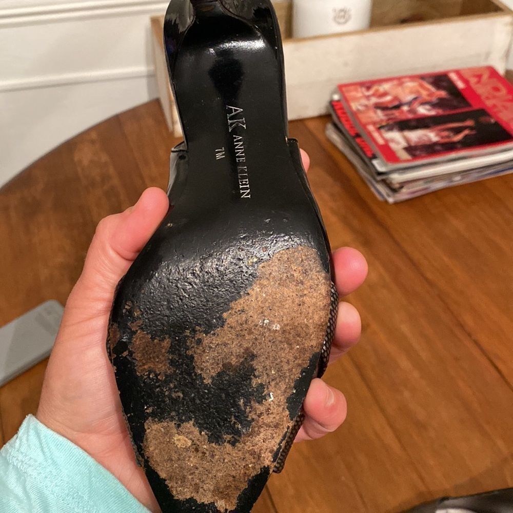 Anne Klein Size 7 Heels - Picture 7 of 9